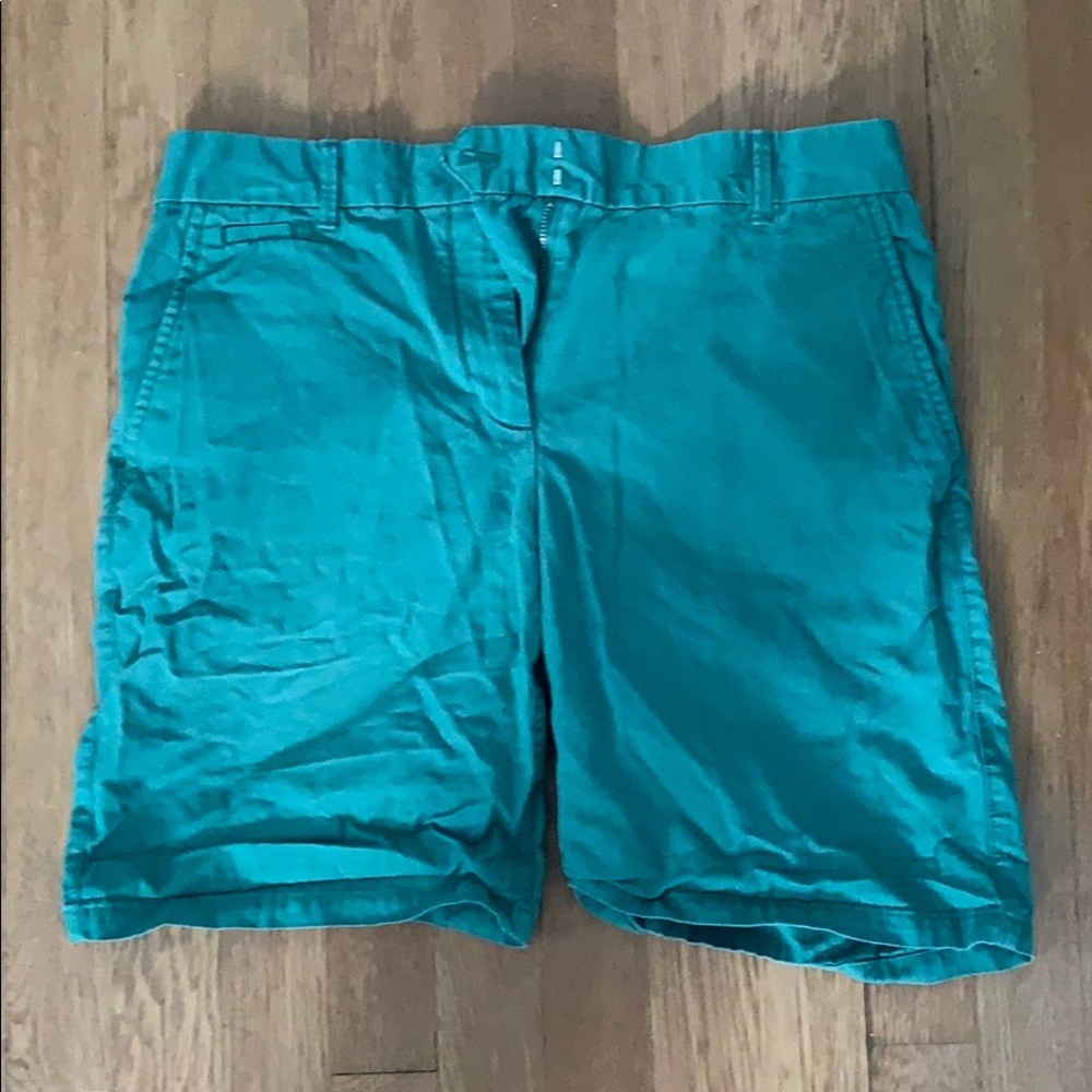 Women’s Khakis by Gap Boyfriend Roll-Up Shorts